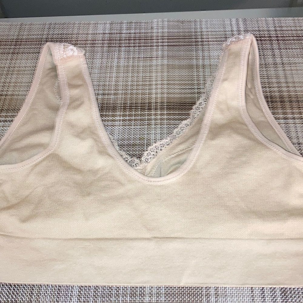 Breezies Soft Support Bra   - Picture 3 of 3